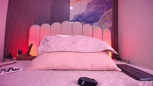 abbyrouss  online show from 12-03-25, 03:03