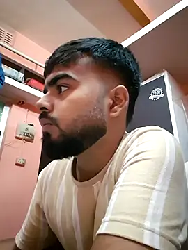 soniriyaa010101 online show from 11-08-25, 01:11