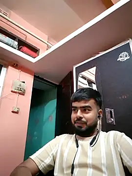 soniriyaa010101 online show from 11-09-25, 08:07