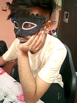 Snapshot of soniriyaa010101 chatting on 03-13-26, 08:43 soniriyaa010101 online show from 03-13-26, 08:43