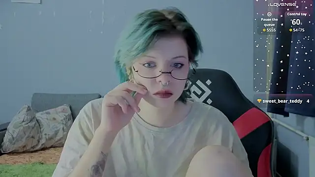 Alice Zev online show from 09-30-25, 06:46