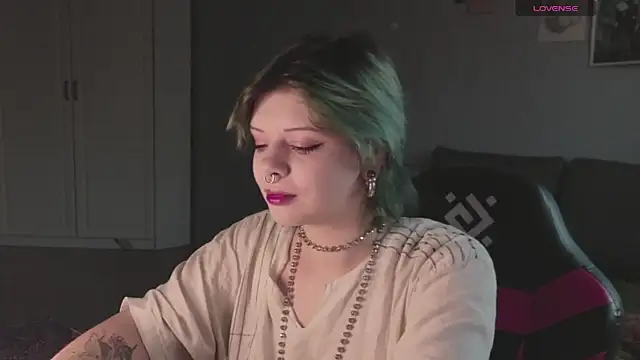 Alice Zev online show from 10-08-25, 03:09