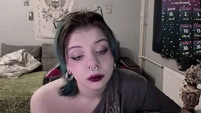 Alice Zev online show from 11-25-25, 10:54