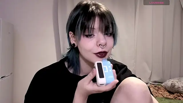 Alice Zev online show from 12-16-25, 06:40