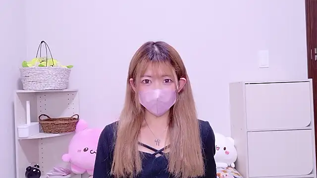 Snapshot of AIAI-chiiiini chatting on 11-13-25, 10:14 AIAI-chiiiini online show from 11-13-25, 10:14