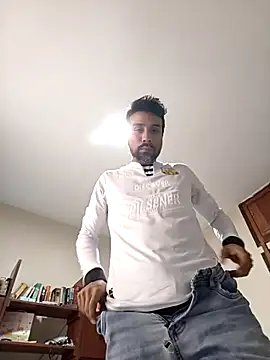 Snapshot of Mac50rus chatting on 09-10-25, 05:13 Mac50rus online show from 09-10-25, 05:13