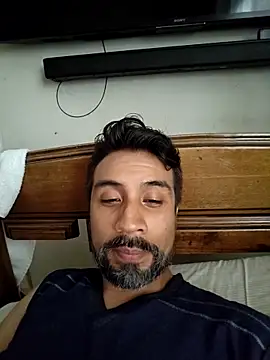 Snapshot of Mac50rus chatting on 09-14-25, 04:39 Mac50rus online show from 09-14-25, 04:39