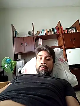 Snapshot of Mac50rus chatting on 09-30-25, 08:47 Mac50rus online show from 09-30-25, 08:47