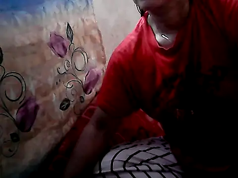 yoursPinayMama1682 online show from 09-25-25, 01:42