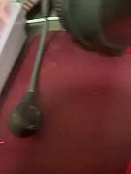 Snapshot of xuanxuanOo chatting on 11-09-25, 12:47 xuanxuanOo online show from 11-09-25, 12:47