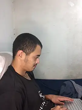 CORONEL 32 online show from 02-02-26, 12:26