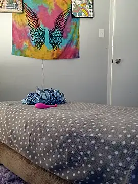 Snapshot of LuvTune chatting on 03-30-26, 11:33 LuvTune online show from 03-30-26, 11:33