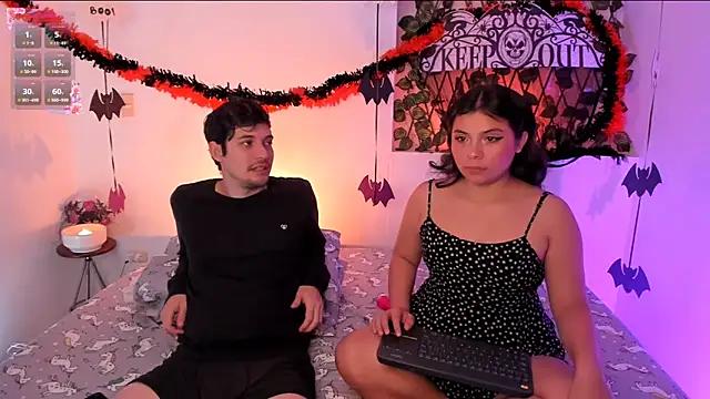 Snapshot of kylietimothee chatting on 10-13-25, 05:13 kylietimothee online show from 10-13-25, 05:13