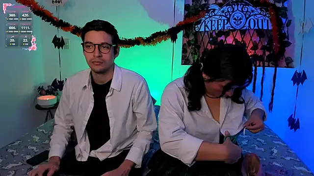 Snapshot of kylietimothee chatting on 10-18-25, 01:34 kylietimothee online show from 10-18-25, 01:34