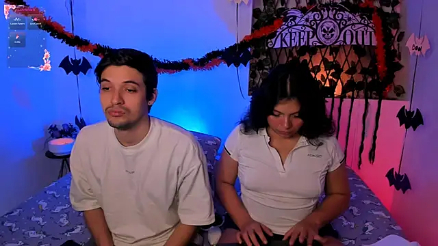 Snapshot of kylietimothee chatting on 10-20-25, 05:13 kylietimothee online show from 10-20-25, 05:13