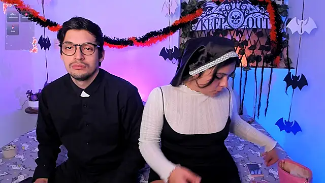 Snapshot of kylietimothee chatting on 10-23-25, 06:06 kylietimothee online show from 10-23-25, 06:06