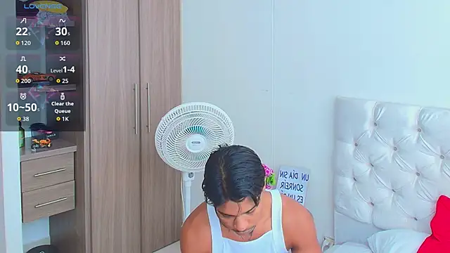 Snapshot of cassian_gold chatting on 07-26-26, 12:45 cassian gold online show from 07-26-26, 12:45