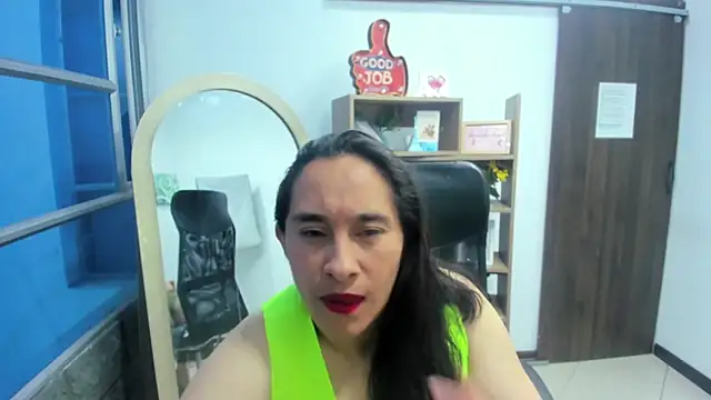 LeilaSmith  online show from 11-04-25, 01:21