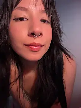 Snapshot of babyvavi chatting on 07-28-26, 04:39 babyvavi online show from 07-28-26, 04:39