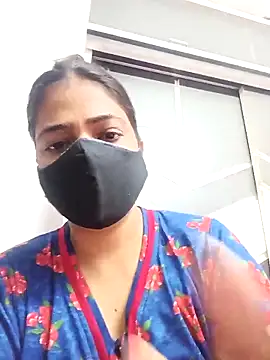 Snapshot of hottie_jenny9 chatting on 09-26-25, 04:05 hottie jenny9 online show from 09-26-25, 04:05