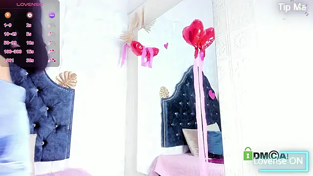 Caroline daring online show from 02-21-26, 11:44