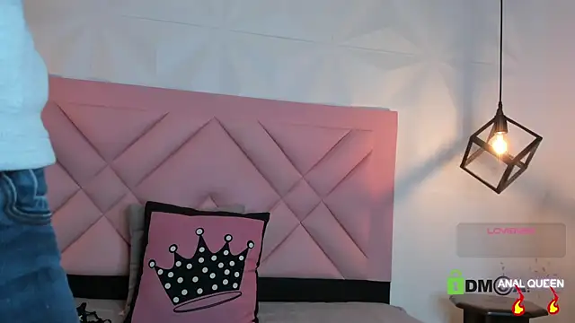 Caroline daring online show from 05-01-26, 11:48