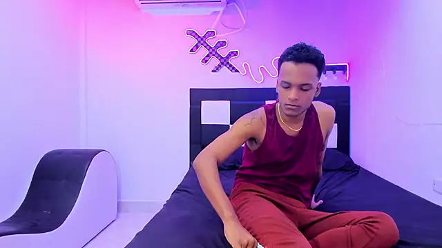 Dinasty Moon  online show from 09-29-25, 12:10