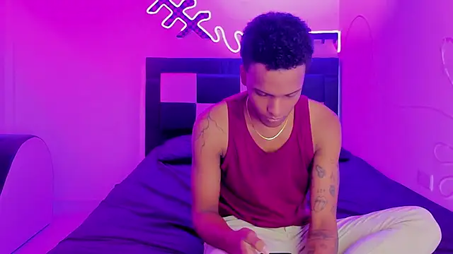 Dinasty Moon  online show from 10-03-25, 11:40