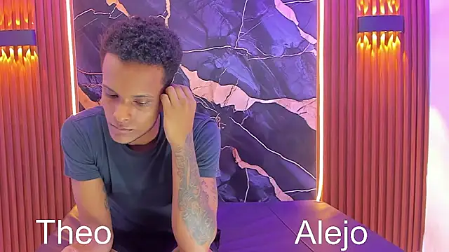 Dinasty Moon  online show from 10-12-25, 03:27