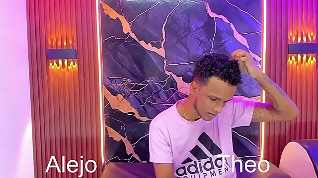 Dinasty Moon  online show from 10-12-25, 08:08