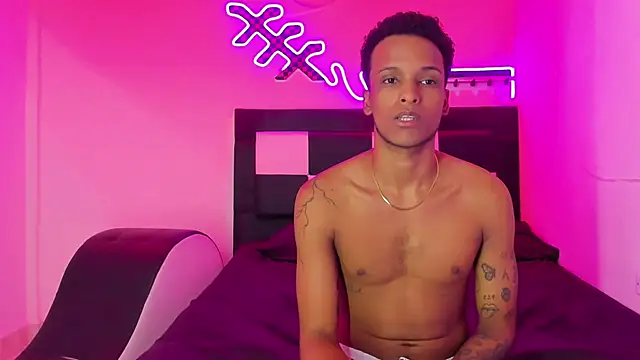 Dinasty Moon  online show from 10-21-25, 12:28