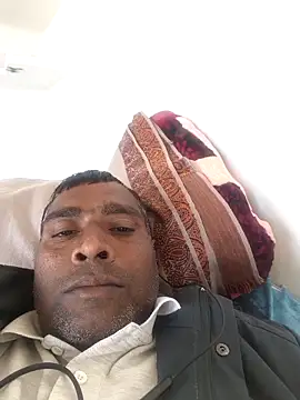 Chanderi19 online show from 12-16-25, 08:52