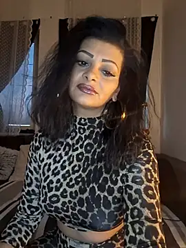 Pillango1212 online show from 01-18-26, 03:05