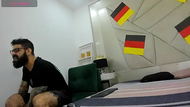 Harald Smed online show from 09-29-25, 01:27