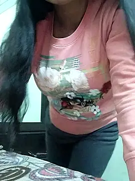 Hot-Pooja25 online show from 01-16-26, 07:18