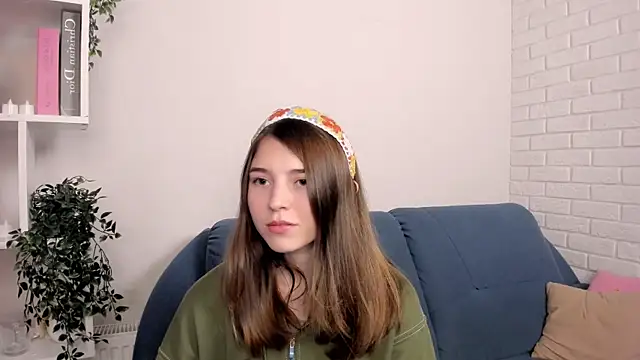 KeikoWideman online show from 09-17-25, 05:58