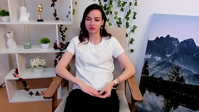 AngeIicaFugueroa online show from 09-10-25, 12:27