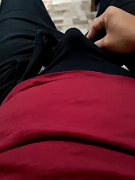 Snapshot of Enriquee147 chatting on 10-26-25, 10:58 Enriquee147 online show from 10-26-25, 10:58