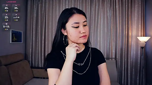 DebrahJungels online show from 10-11-25, 05:28