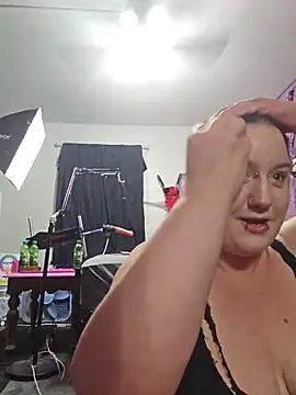 BabygurlJay online show from 06-18-26, 11:09
