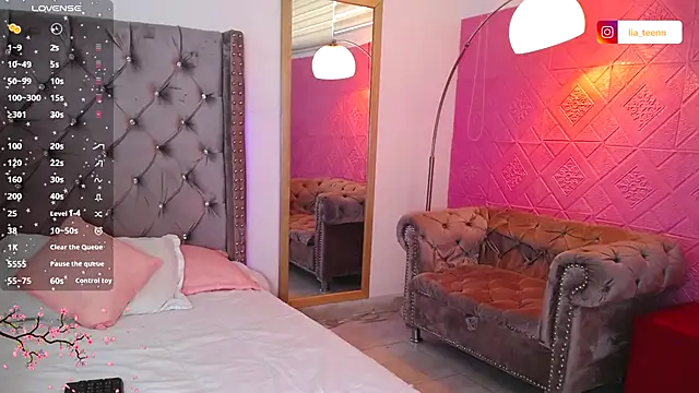 Lia Teen online show from 11-08-25, 08:18