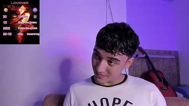 Austin Cardieff  online show from 09-30-25, 08:03