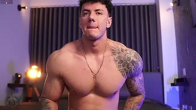 Snapshot of Thomas_Falcon chatting on 10-15-25, 10:32 Thomas Falcon online show from 10-15-25, 10:32