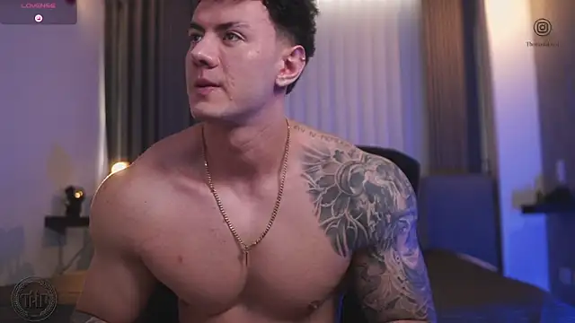 Snapshot of Thomas_Falcon chatting on 10-29-25, 10:11 Thomas Falcon online show from 10-29-25, 10:11