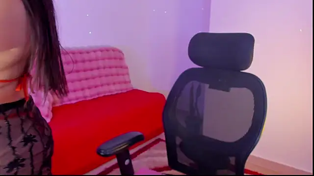 Snapshot of SofiaBermudez chatting on 11-13-25, 01:04 SofiaBermudez online show from 11-13-25, 01:04