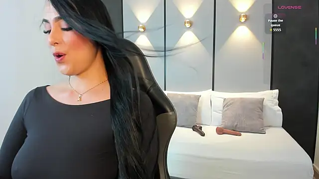 ashly moonn online show from 06-25-26, 12:31