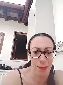 Snapshot of Astrid3 chatting on 05-07-26, 02:22 Astrid3 online show from 05-07-26, 02:22