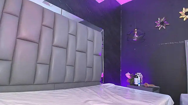 kissme luna online show from 11-14-25, 07:01