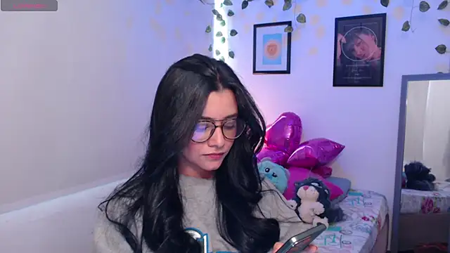 MarilynWhite  online show from 10-10-25, 06:29