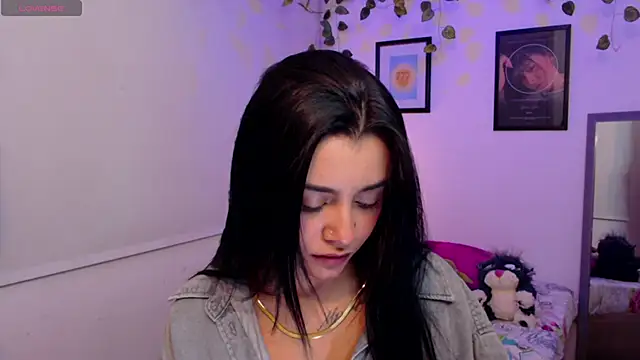 MarilynWhite  online show from 10-13-25, 07:41